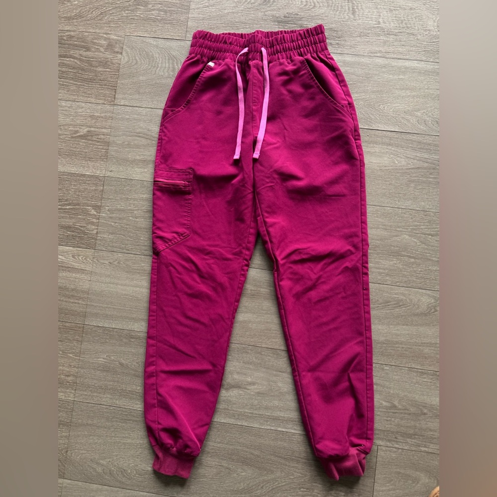 FIGS jogger pants